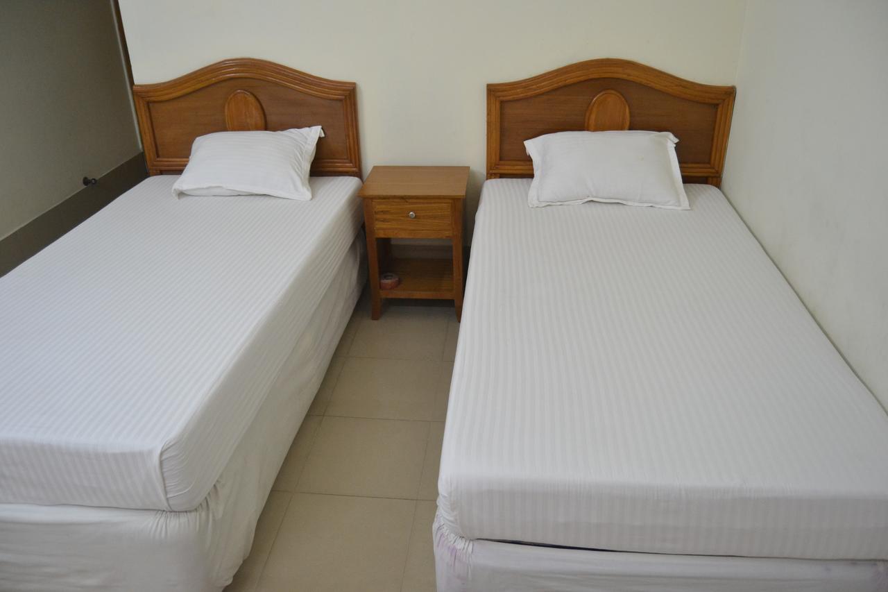 Hotel Marine Plaza Кокс Базар Екстериор снимка