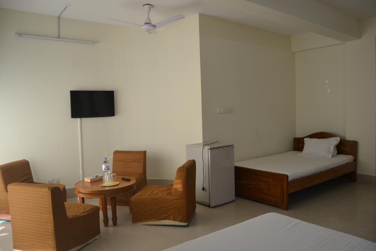 Hotel Marine Plaza Кокс Базар Екстериор снимка