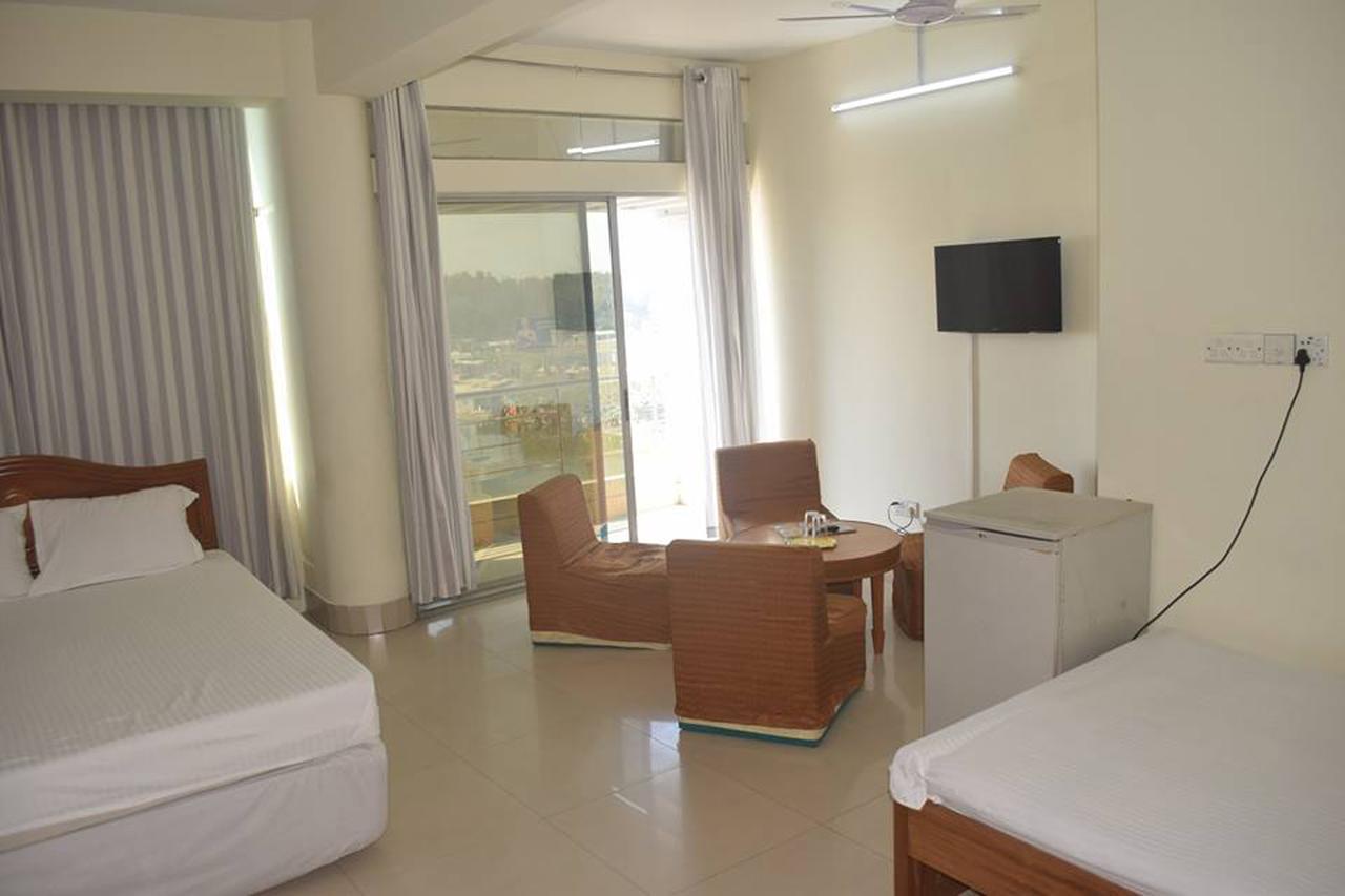 Hotel Marine Plaza Кокс Базар Екстериор снимка